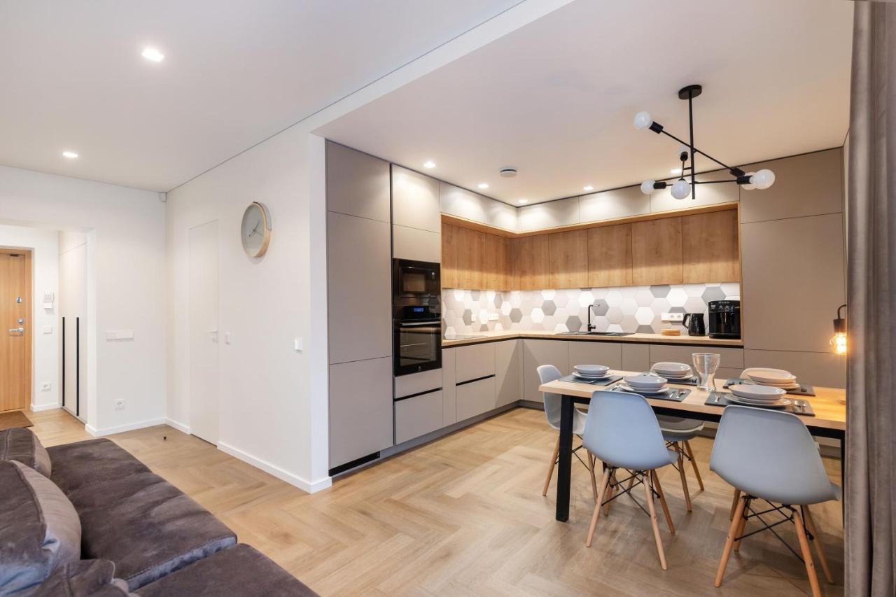 וילנה 3 Bedroom Apart/24H Self Check In/Free Parking/Up To 6 People/ מראה חיצוני תמונה